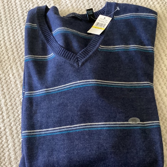 NWT MENS VAN HEUSEN V NECK BLUE STRIPED SWEATER XXL TALL - Picture 1 of 9
